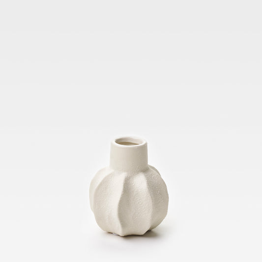 Alma Vase Klein
